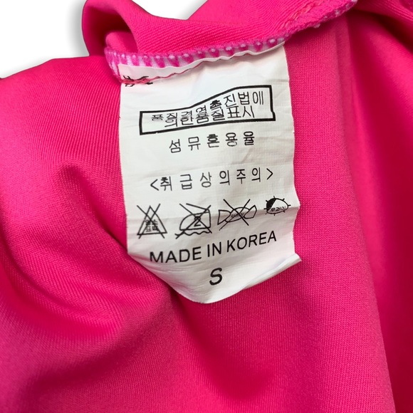 Roxy Rash Guard - Picture 9 of 9